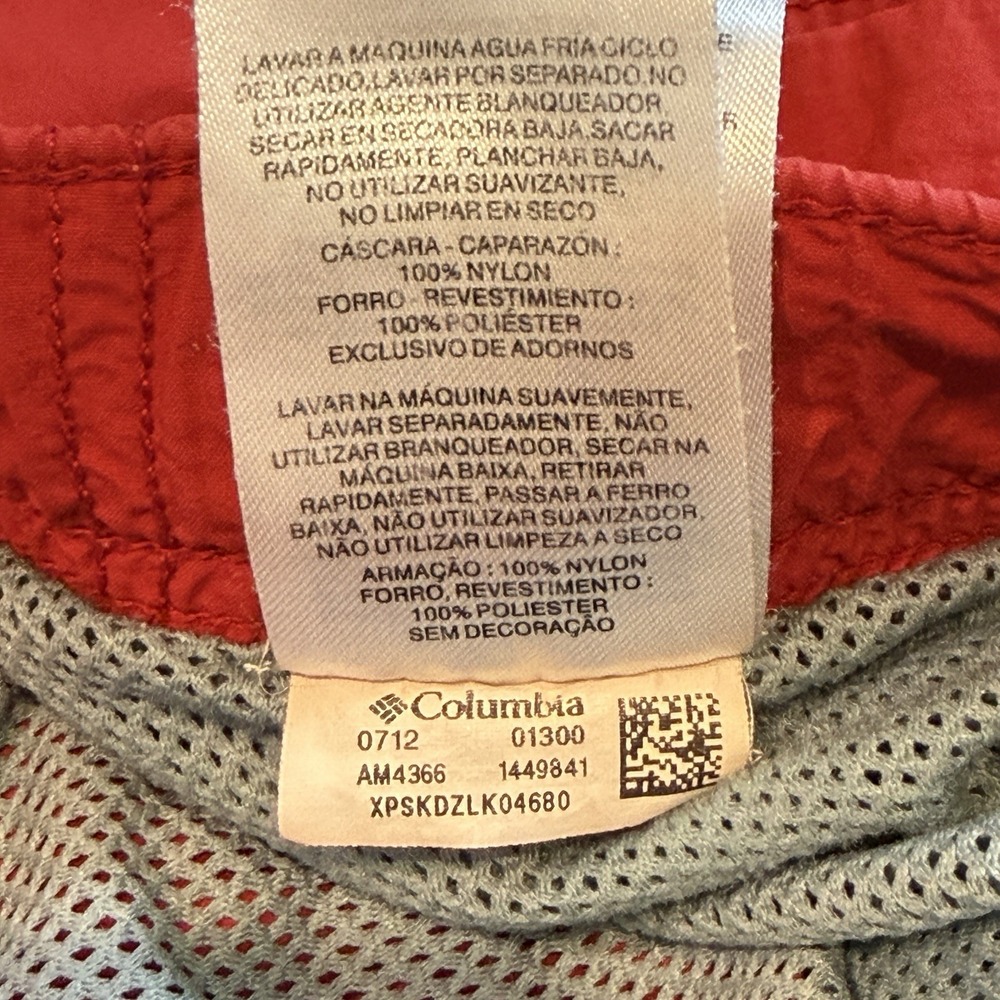 Columbia Swim Trunks Mens Red Omni Shade Cargo Shorts Fishing Hiking XL 42 Waist - Picture 9 of 9